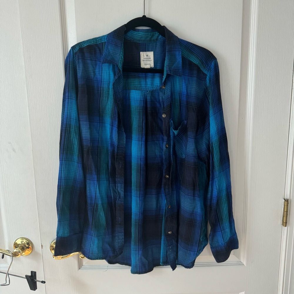 American eagle button up top